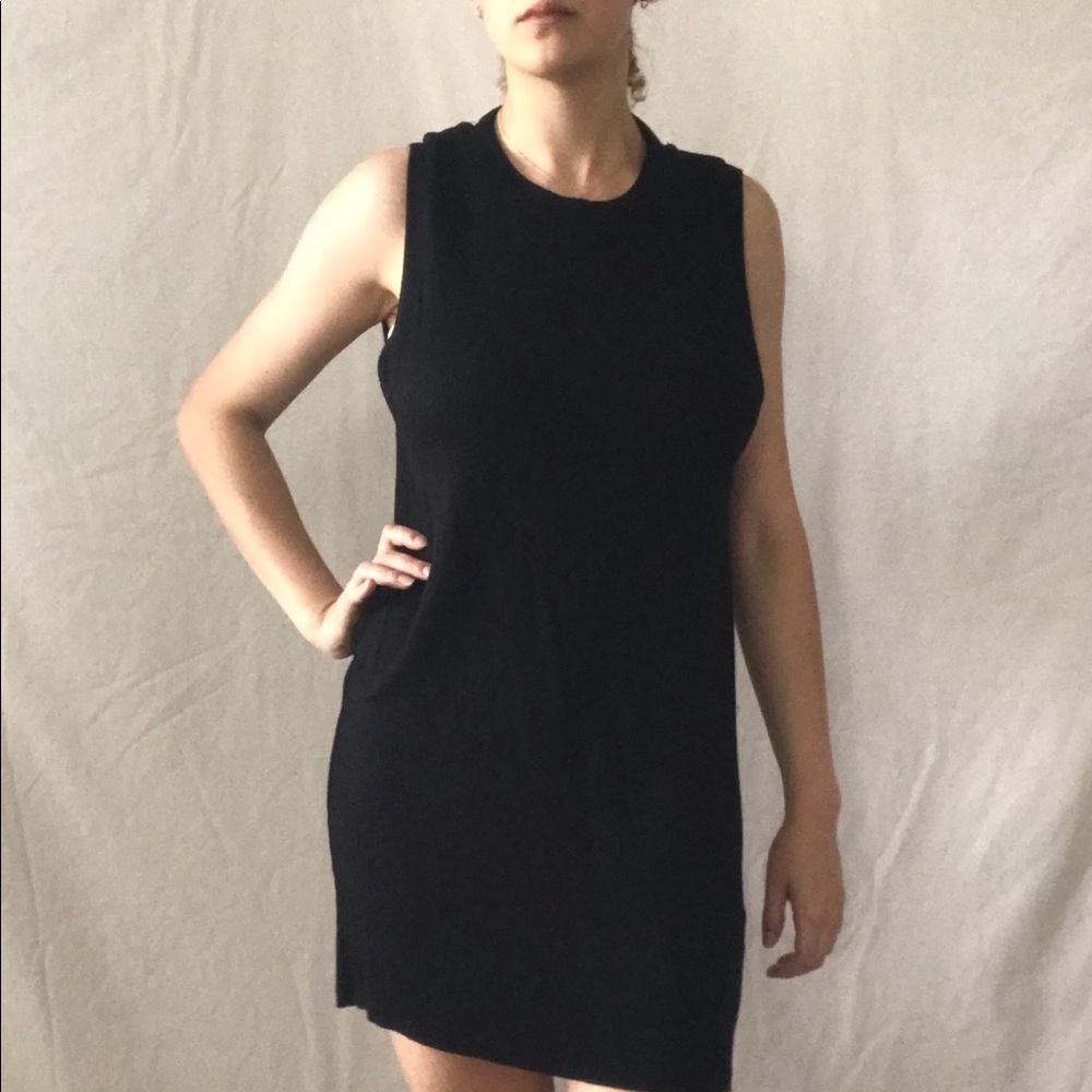 Forever 21 cutout back black dress